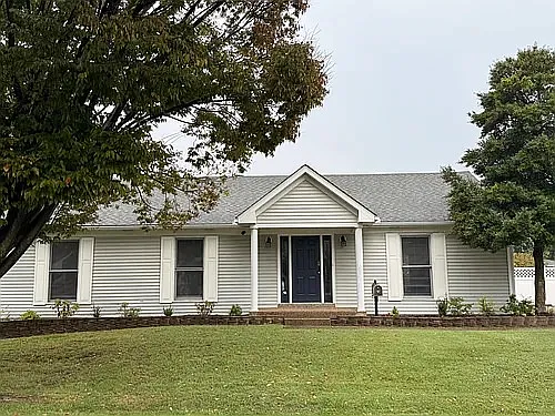 1009 Hess Ln — Photo 11