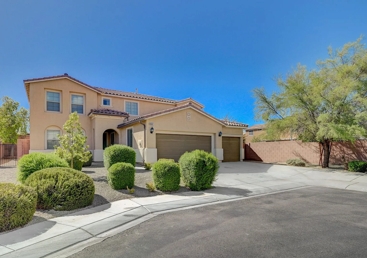 6637 Cliff Shore Court, North Las Vegas, NV 89084 — Photo 1