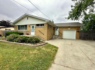 3576 Seville Ln, Saginaw, MI 48604