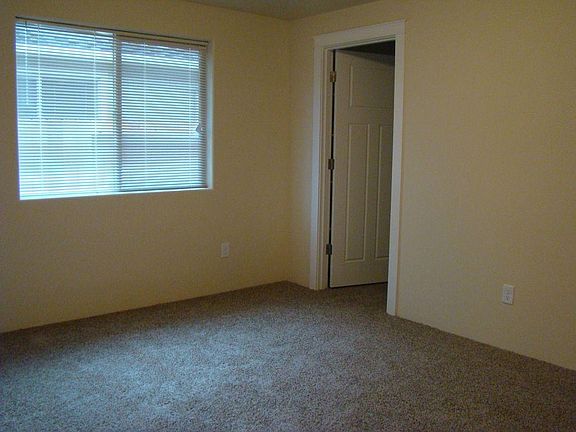 4th image of 1466 Clearsprings Dr