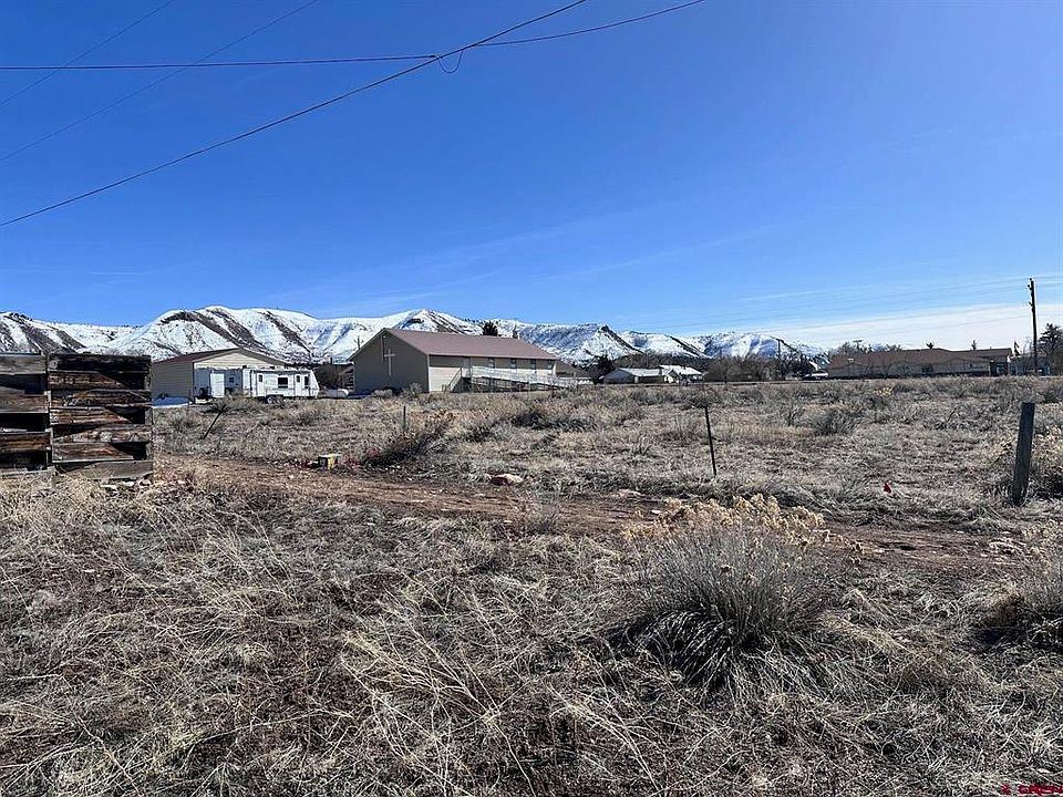 2nd image of 216 W Menefee Street