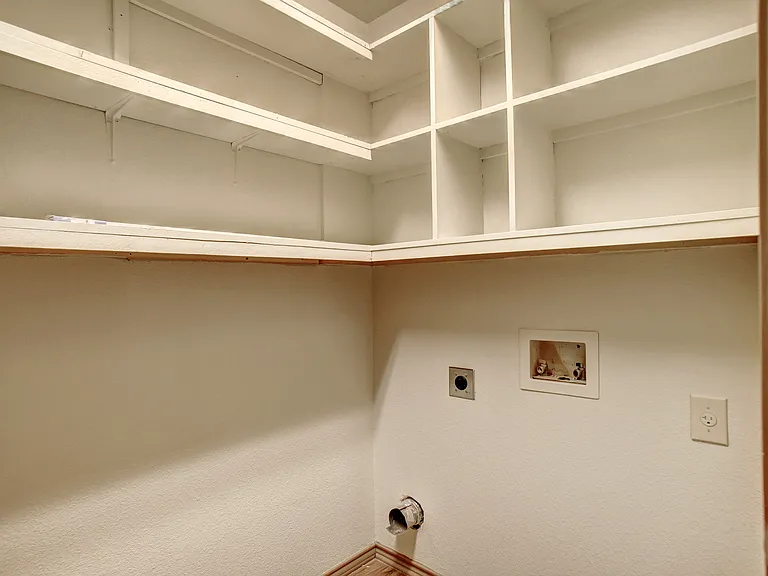 1320 Fern Ct — Photo 21