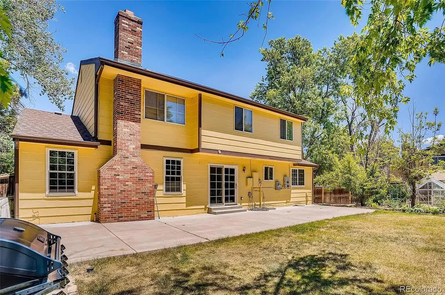2247 S Eagle St — Photo 2