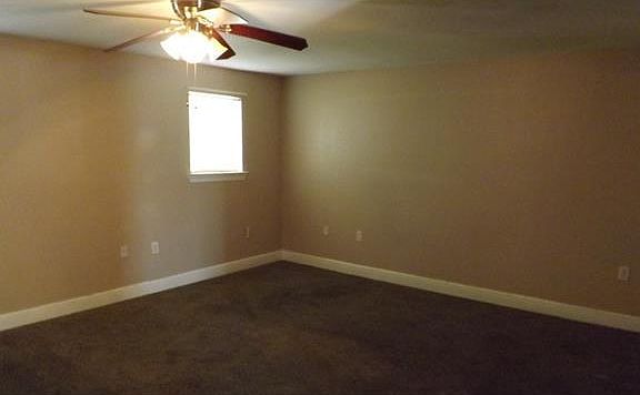 4th image of 2920 Volpe Dr