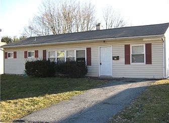 2nd image of 62 Kennard Dr