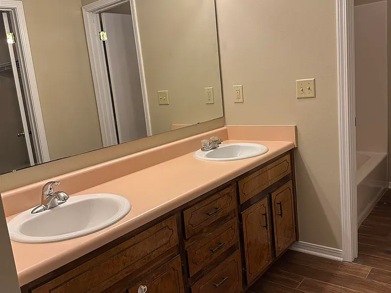 1216 Bridge Creek Ter — Photo 16