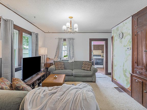 5th image of 508 1st St