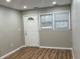 131 Metlars Ln, Piscataway, NJ 08854