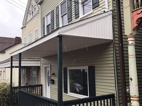 3rd image of 60 Greenbush St