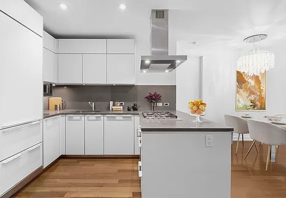 3rd image of 101 Warren St APT 980