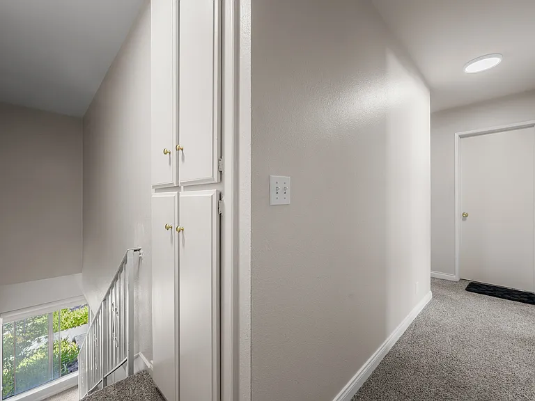 28020 Ridgecove Ct N — Photo 2