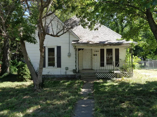 2044 N Newton Avenue, Springfield, MO 65803