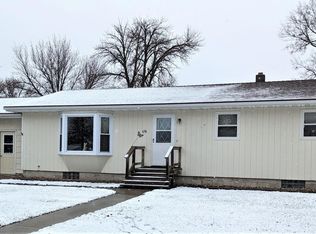 178 3rd St, Dawson, MN 56232