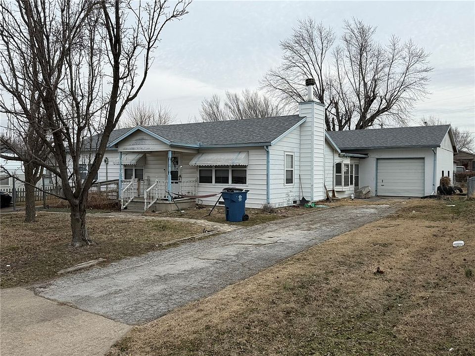 1st image of 1407/1413 Rex Ave