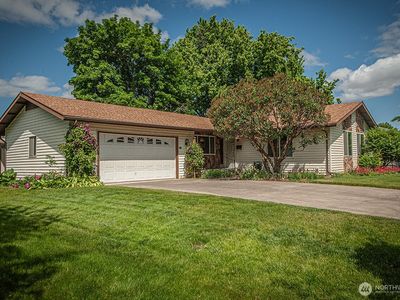 29 NE Ivy Lane, College Place, WA, 99324