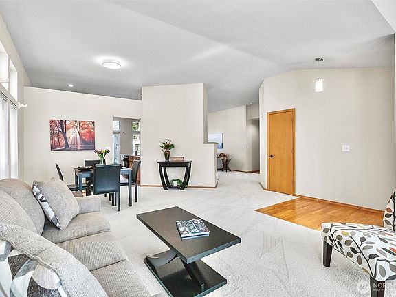 5th image of 5715 149th Street SE
