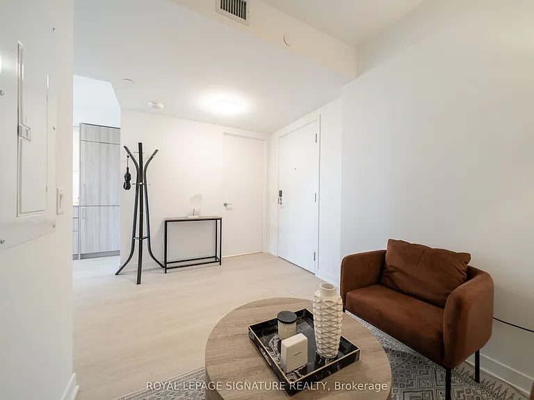 25 Saint Dennis Dr #607 — Photo 15