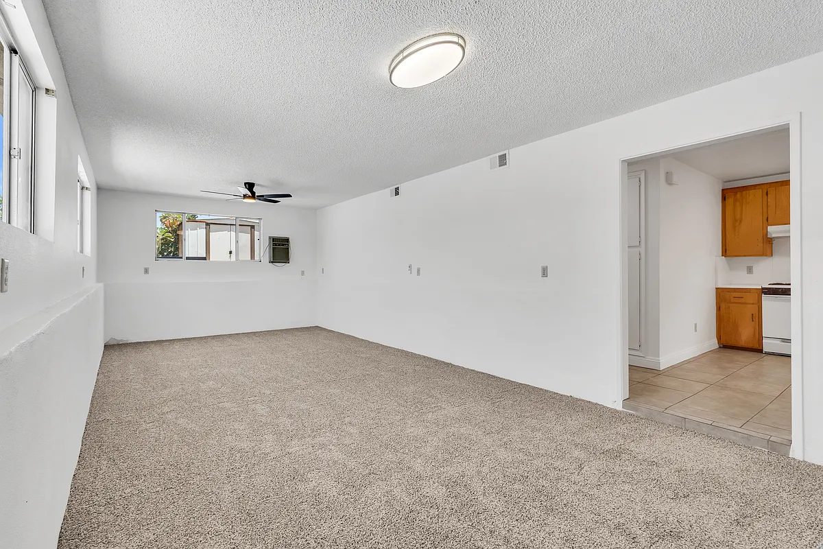 Building Photo - 4741-45 Choctaw Dr #4743