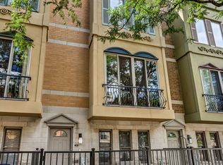 530 N Peoria St, Chicago, IL 60642