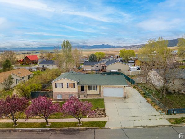 18503 W Carter Cir, Cedar Valley, UT 84013