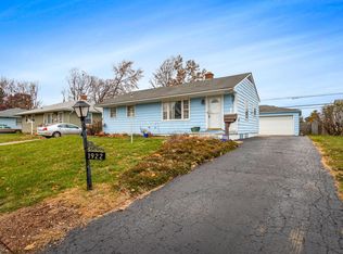 1922 Fenton St, Columbus, OH 43224