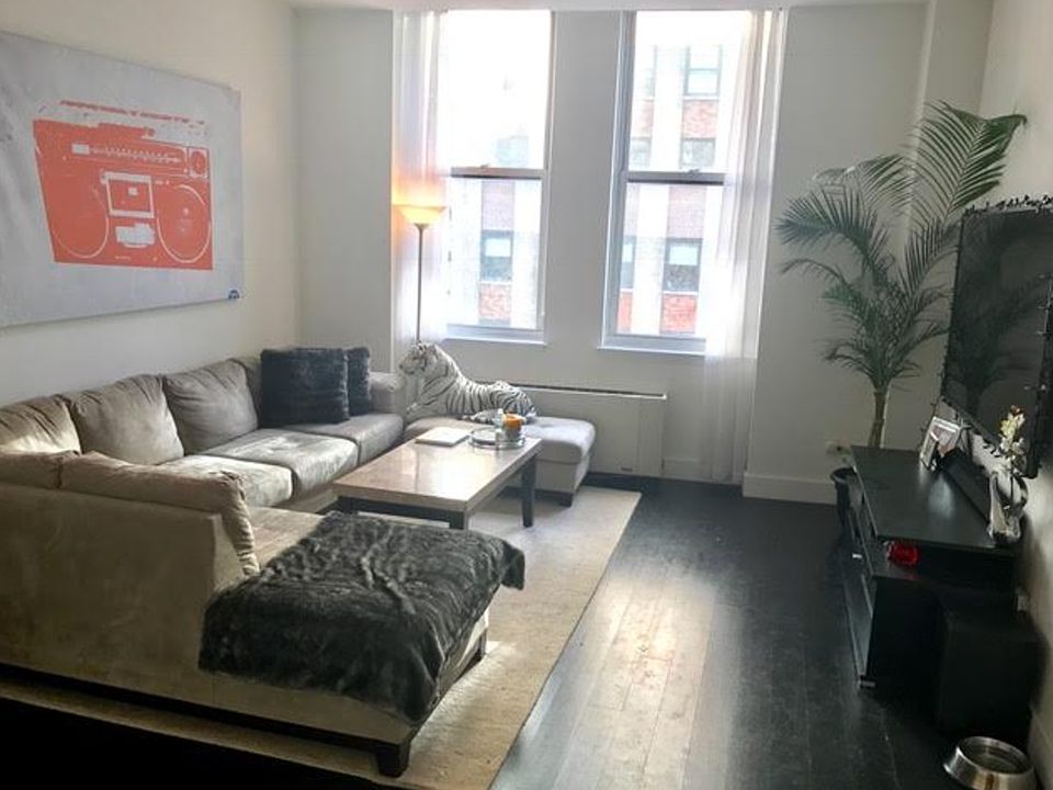 1st image of 25 Broad St APT 20h