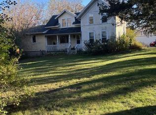 6273 County Road Q, Hartland, WI 53029
