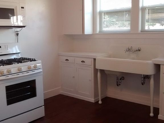 3rd image of 309 Lincoln Ave