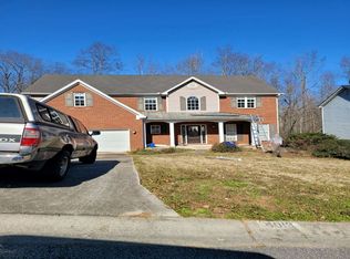 4013 Rivermeade Dr SW, Lilburn, GA 30047