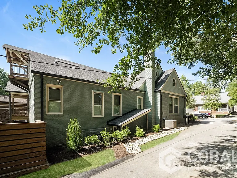 631 Seminole Ave NE #B — Photo 25