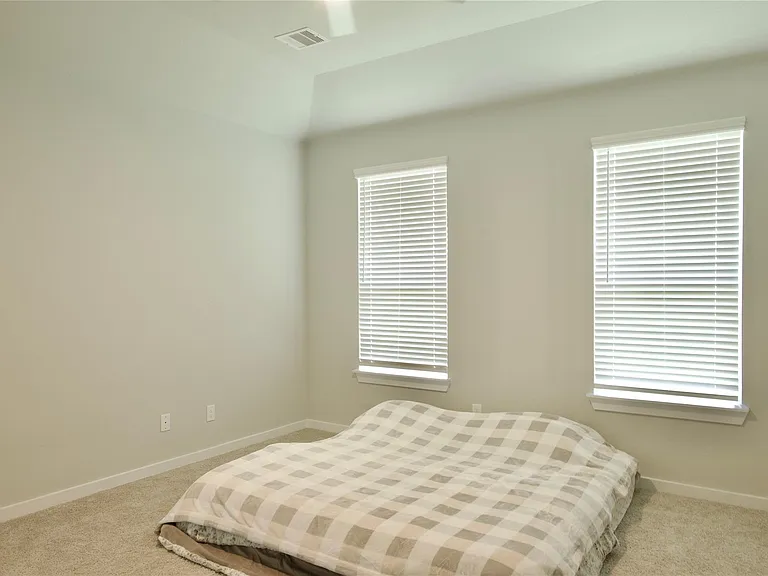 3207 Tilley Dr — Photo 23