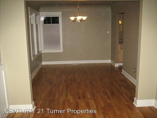 5th image of 612 W 28th St