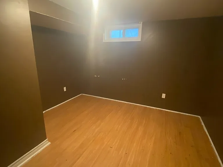 390 Hazel St #4 — Photo 3
