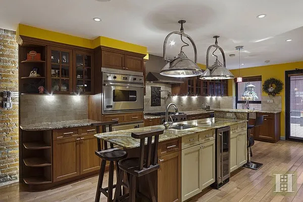 Rented by Halstead Real Estate | media 2