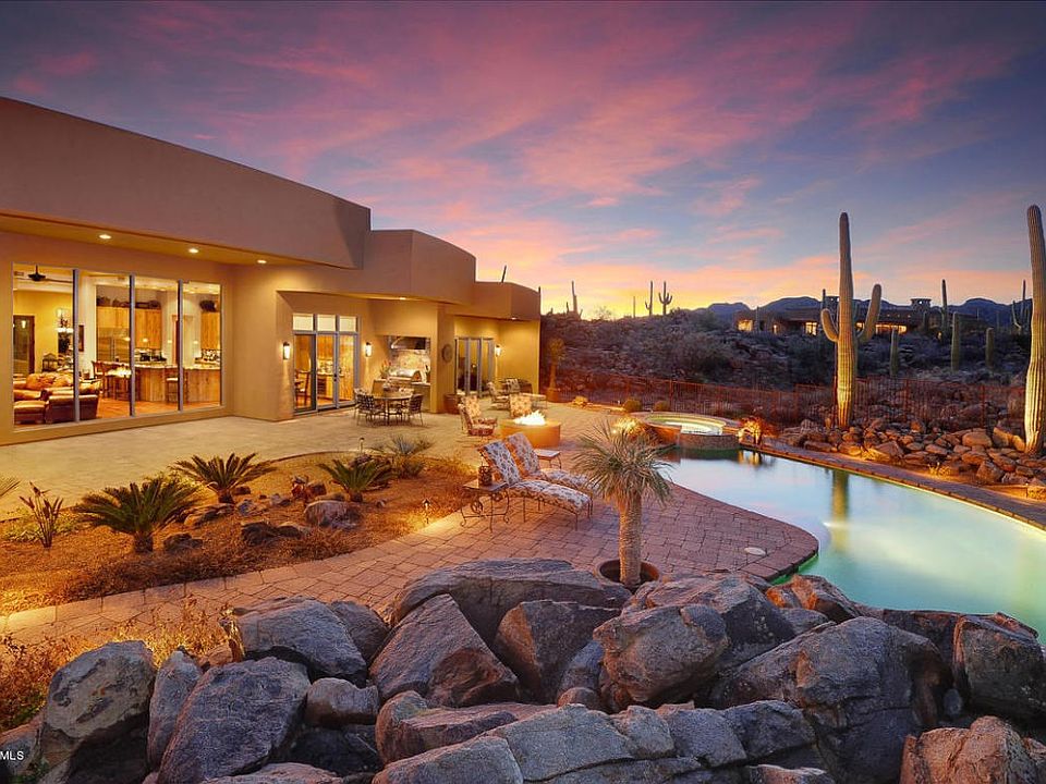 1st image of 1026 W Tortolita Mountain Cir