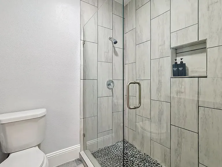 702 N Edgefield Ave — Photo 22