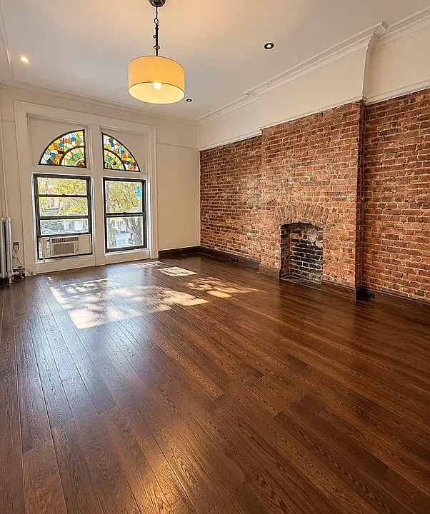 356 Lafayette Ave #1W