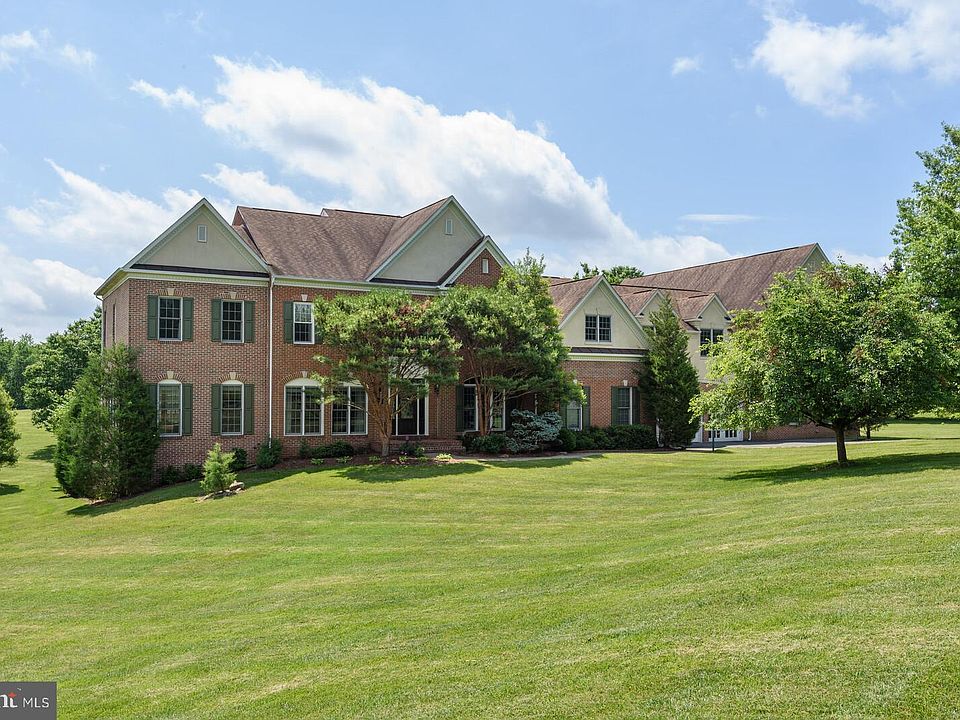 1st image of 13701 Mount Prospect Dr