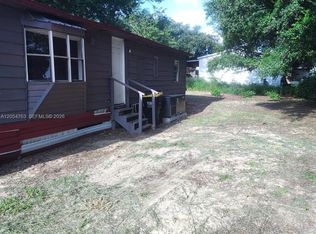 26 Candlelight Dr, Lake Wales, FL 33859