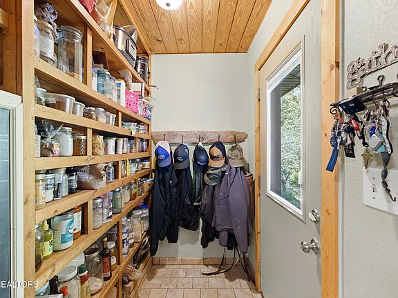 14th image of 1705 Eagle Furnace Rd