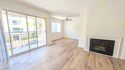 11852 Rochester Ave Photo 1