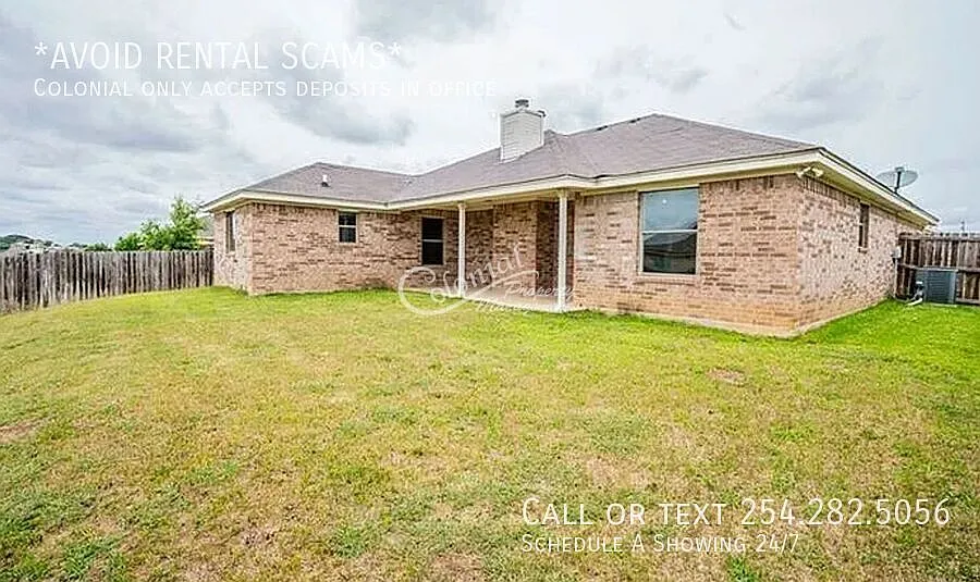 4 bed, 2.0 bath, 1635 sqft, $1,595 — Photo 2