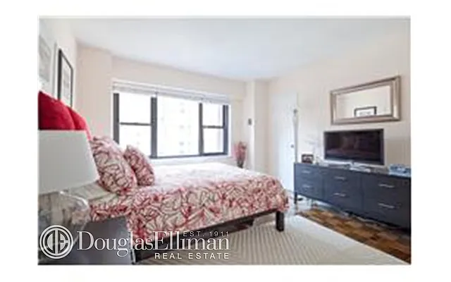 Rented by Douglas Elliman | media 12
