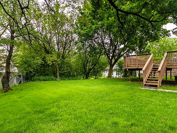 4th image of 317 Charlestown Dr