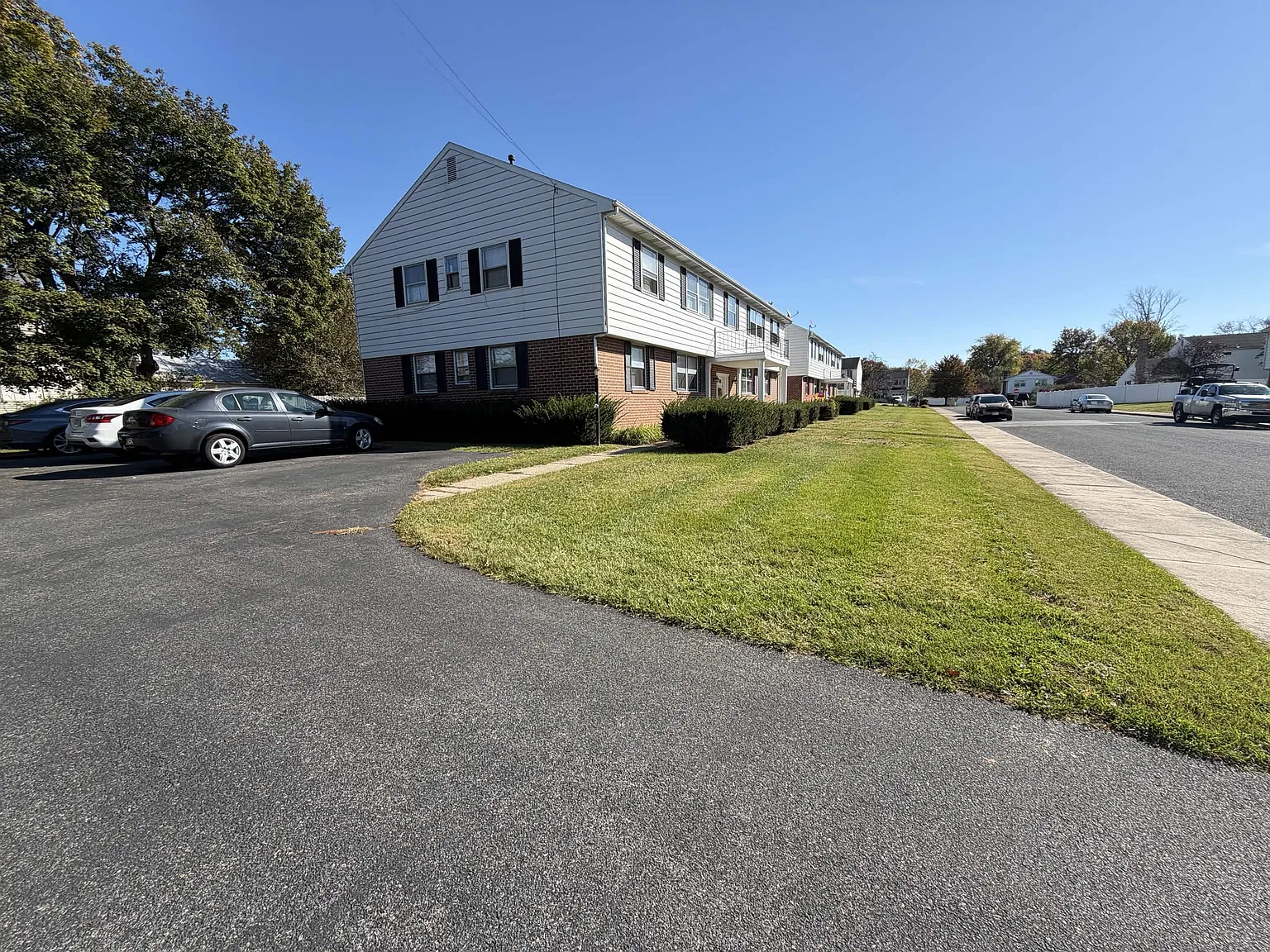 2 bed, 1.5 bath, $1,195 — Photo 3