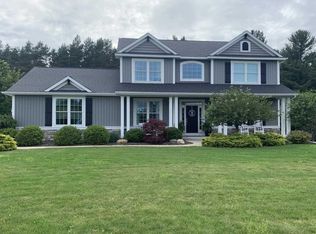 2057 N Harvest Cir, Midland, MI 48642