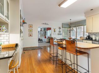 909 Oak Creek Rd, Raleigh, NC 27615