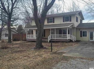 926 Mick Rd, Mount Vernon, IL 62864