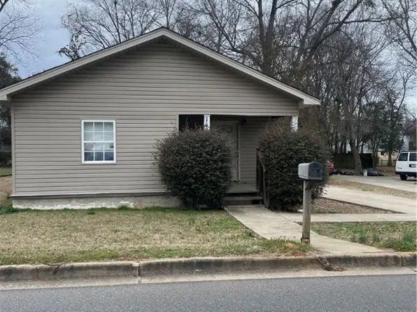 1414 Kicker Rd, Tuscaloosa, AL 35404