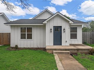 216 N Harrison St, Mc Gregor, TX 76657
